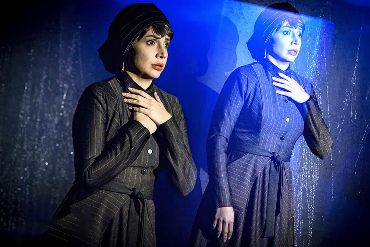 همه آن چه می‌توان در «چشم‌ها» دید...