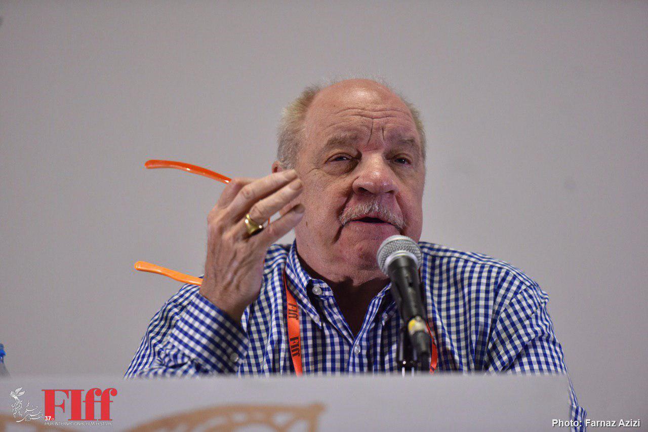 اگر به چیزی باور ندارید آن را ننویسید/ برای موفقیت به ترکیبی از استعداد، شانس و حسابگری نیاز است