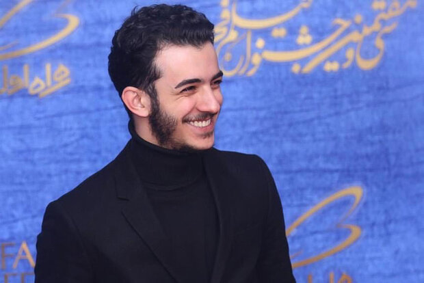 علی شادمان در «بداهه» آروند دشتآرای علی شادمان در «بداهه» آروند دشتآرای