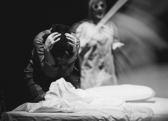 سگدو/ من سیاسی نیستم، پس نیستم