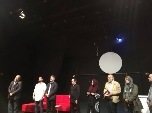 پیشنهاد امیر کربلاییزاده در شرایط اختلال اینترنت پیشنهاد امیر کربلاییزاده در شرایط اختلال اینترنت