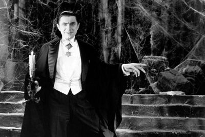 شنل‌ کنت دراکولا از موزه فیلم آکادمی سر درآورد