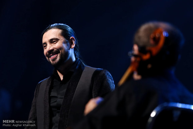 امیرعباس گلاب فرشته مرگ می‌شود/ ایفای نقش در «سلفی با دموکراسی»