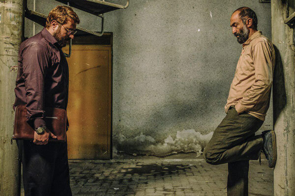 تخلفی در تمدید اکران «رد خون» نداشتیم/ پاسخ به یک شایعه