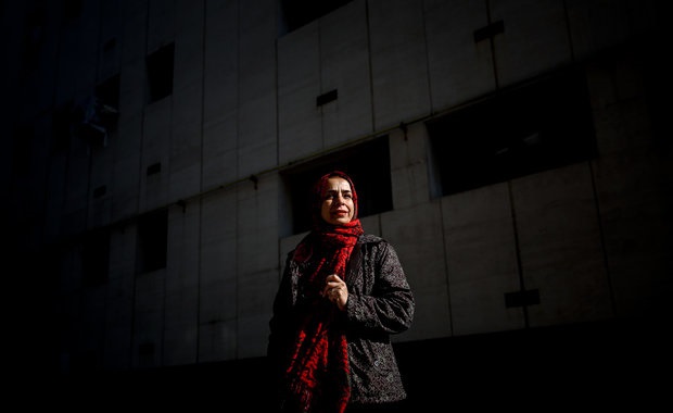 «خاک و تاج» زهرا صبری به مریم میرزاخانی تقدیم میشود/شکسپیر کاغذی «خاک و تاج» زهرا صبری به مریم میرزاخانی تقدیم میشود/شکسپیر کاغذی