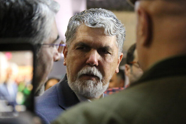 درخواست دوباره از وزیر ارشاد / «وضعیت بیمه تکمیلی هنرمندان را رسیدگی کنید»