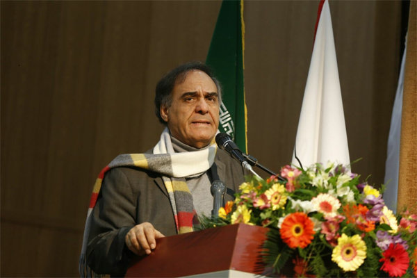 انتقاد از نگاه گلادیاتوری به رقابت در جشنواره‌ها/ میلی عمل نکنیم