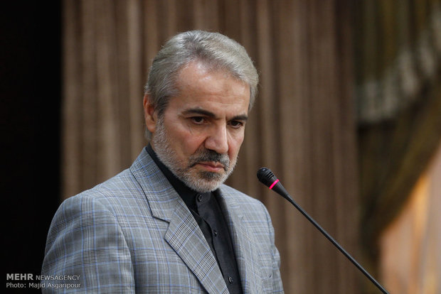 تأکید معاون رییسجمهور بر مخالفت با «حذف معافیت مالیاتی هنرمندان» تأکید معاون رییسجمهور بر مخالفت با «حذف معافیت مالیاتی هنرمندان»