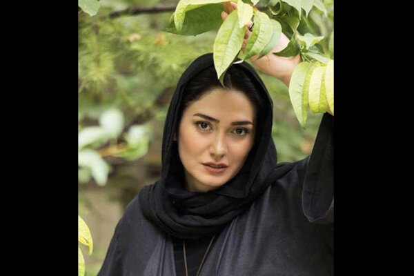 مینا وحید بازیگر تئاتر شد/ «دزدان شماره ۴۳» در سپند مینا وحید بازیگر تئاتر شد/ «دزدان شماره ۴۳» در سپند