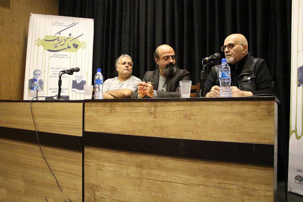 نخستین نشست تخصصی «مکث و درنگ» برپا شد/ لزوم حضور تئاتر در مدارس نخستین نشست تخصصی «مکث و درنگ» برپا شد/ لزوم حضور تئاتر در مدارس