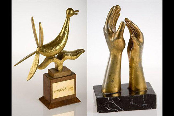 اهدای جوایز و یادگاری‌های نعمت حقیقی به موزه سینما