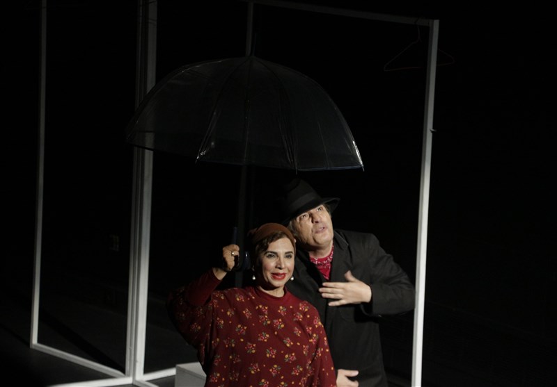 نقد نمایش ستارهشناس / سرگرمیهای ارزانقیمت نقد نمایش ستارهشناس / سرگرمیهای ارزانقیمت