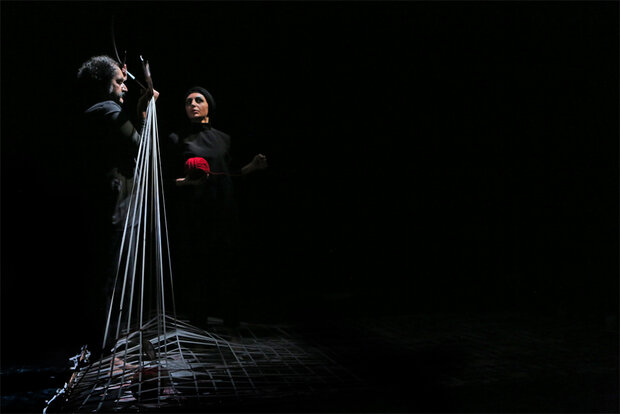 عروسک ها بهتر از انسانها حرف می زنند