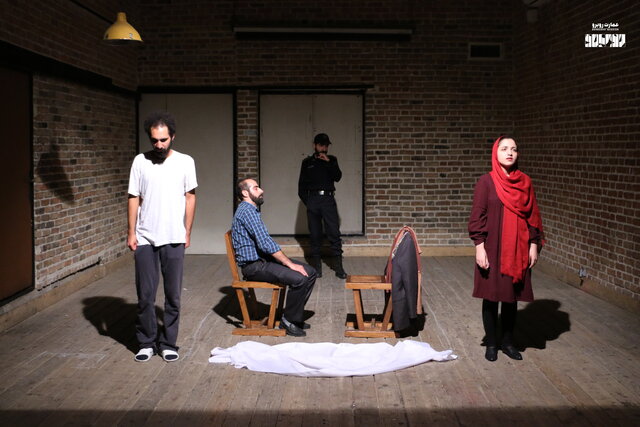 «مجلس مهتاب کشون» در عمارت روبرو