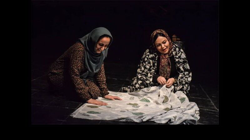 بلیت نیم‌بهای «پاییز نگفته بود» برای دانشجویان