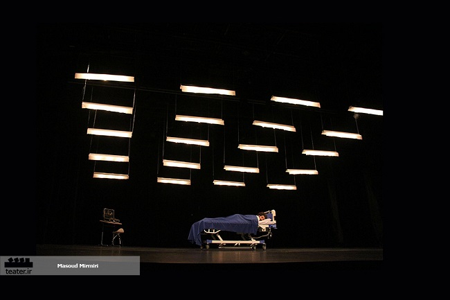 گزارش تصویری/نمایش «بالاخره این زندگی مال کیه؟» کارگردان: اشکان خلیل نژاد