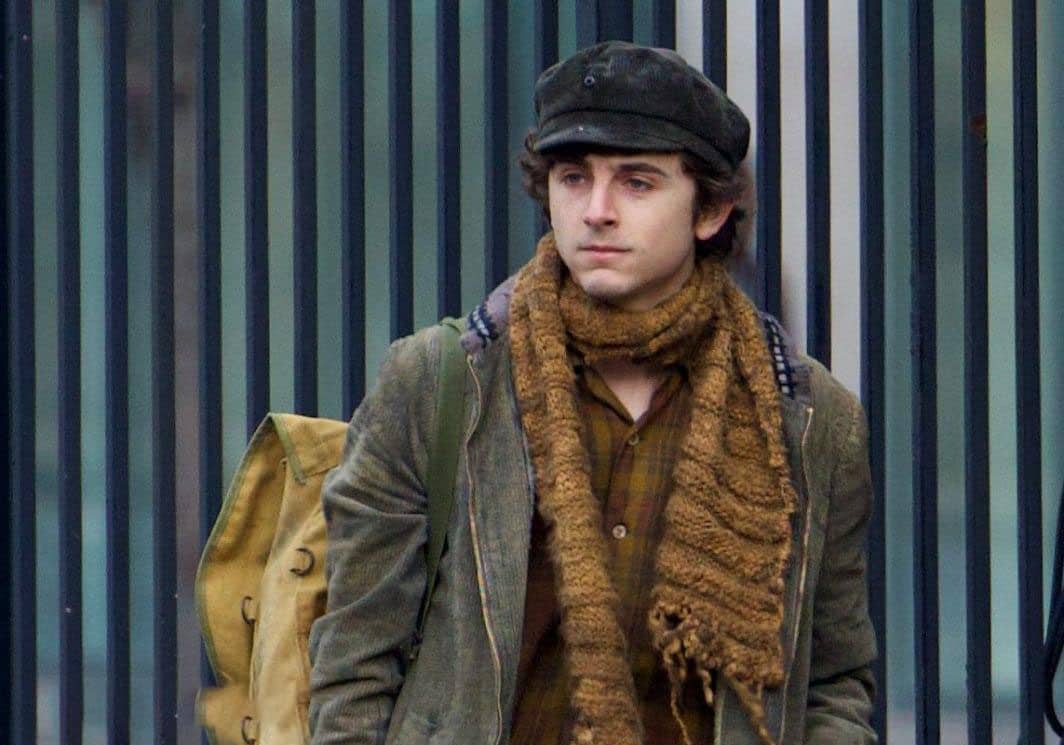 انتشار اولین تصاویر پشت صحنه از «تیموتی شالامی» در نقش «باب دیلن» 