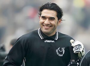 احمدرضا عابدزاده از عوامل «پرویز خان» شکایت کرد