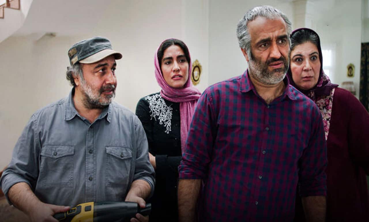 نگاهی به فیلم «ویلای ساحلی» ساخته کیانوش عیاری؛ شبح کارگردان