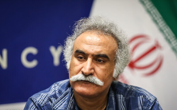 استعفا از کانون نمایشنامه‌نویسان/ پدرخوانده‌ها و مادرخوانده‌ها!