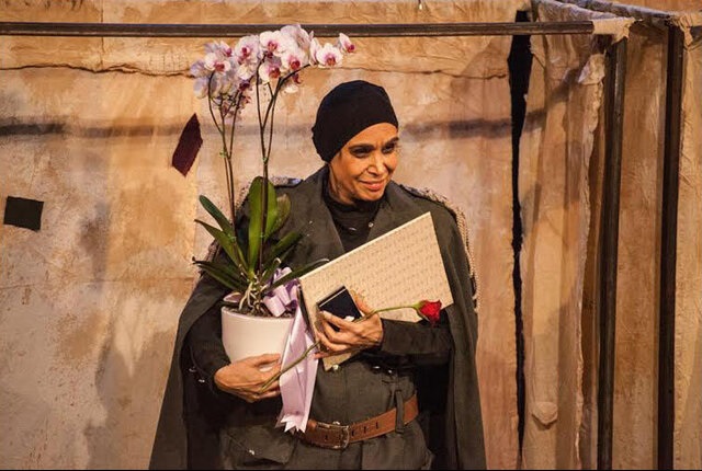 فاطمه نقوی و ۴۵ سال حضور روی صحنه 