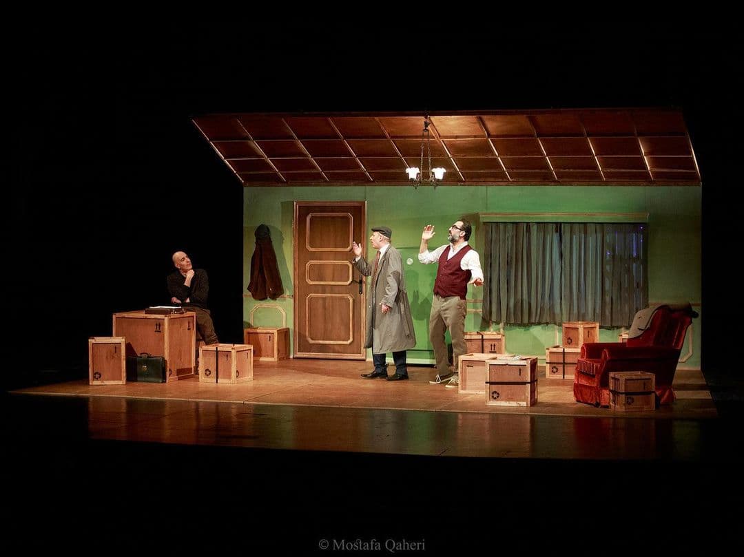 نگاهی به نمایش«توافق‌نامه» به کارگردانی کورش سلیمانی؛ به ما اجازه ندادند شعر عاشقانه بگوییم