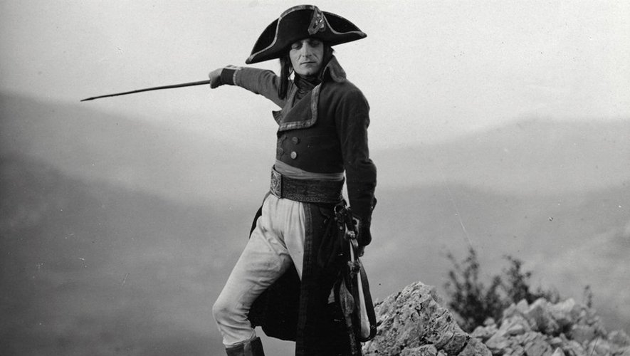 نسخه ترمیم شده «ناپلئون» ساخته آبل گانس در جشنواره فیلم کن