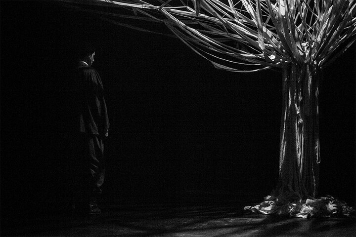 «در انتظار گودو» در دور پنجم؛ اجرا با بازیگران جدید ادامه دارد