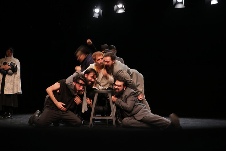 ملاقات کالیگولا و ریچارد سوم در تئاتر شهر؛ اثری که گروه صاحب آن است!