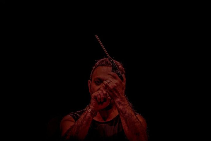 «امشب به صرف بورش و خون» نمایشی که مدیون بازیگران خود است