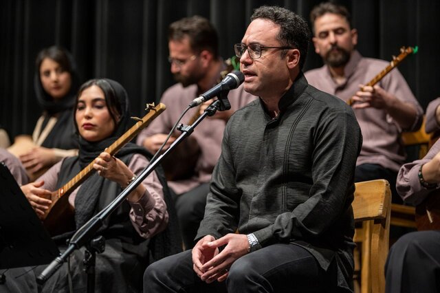 «وحید تاج» از حضور بر صحنه اجرا منع شد