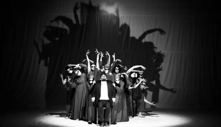 اجرای نمایش «سایلنت هملت سایلنت» در کرمان