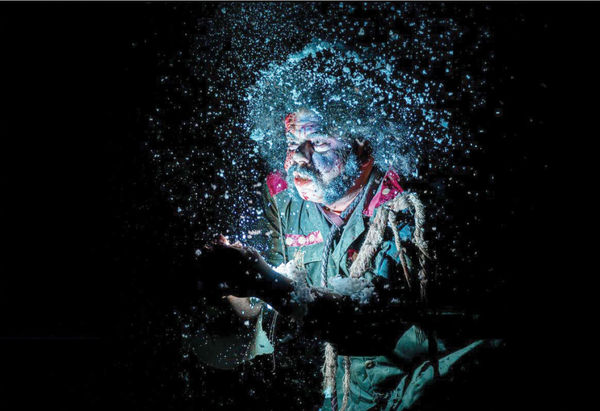 درباره نمایش «اسب قاتلین» به کارگردانی سید ‌محمدهادی ‌هاشم ‌زاده؛ رعیت‌ها علیه ارباب‌ها