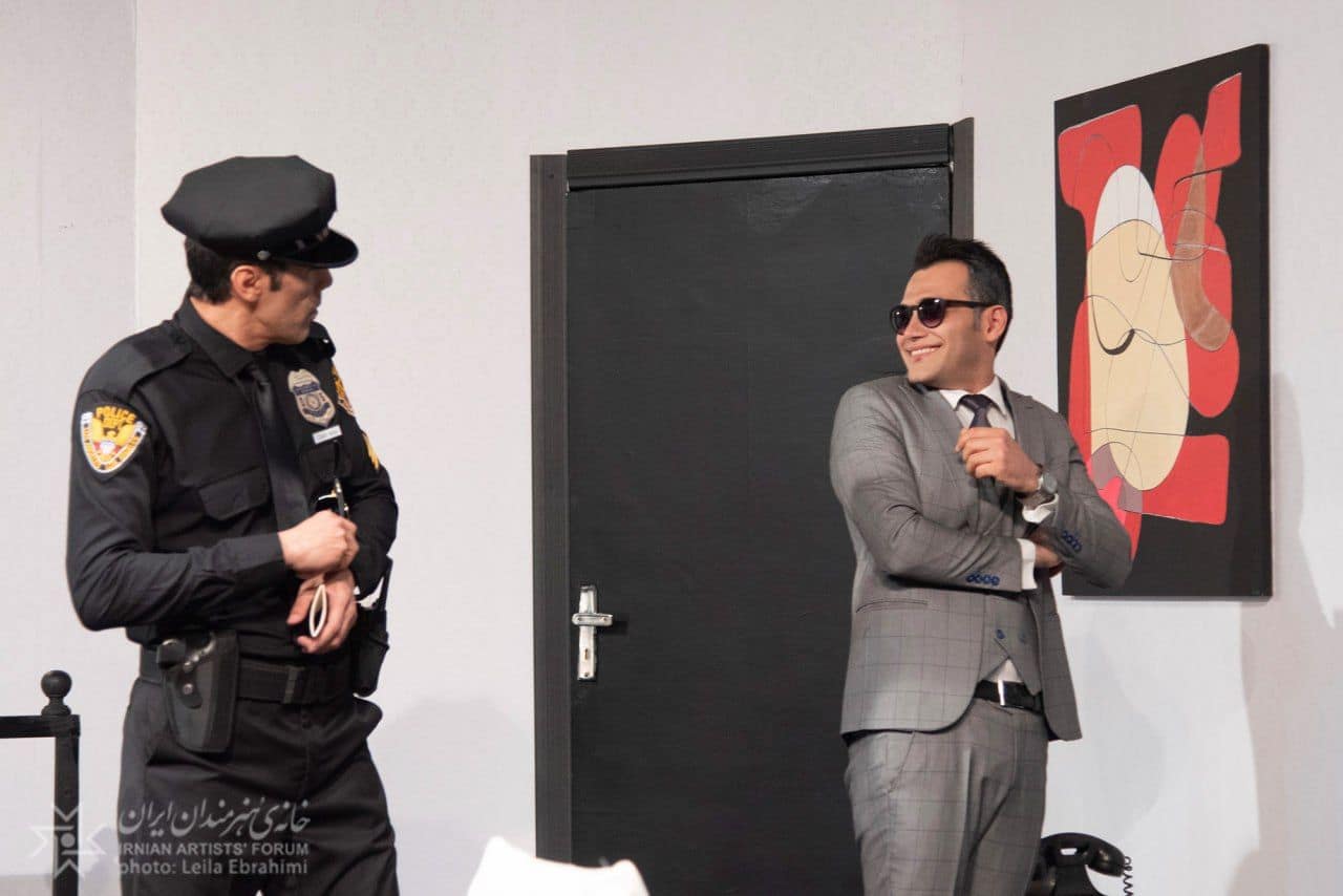 یادداشتی بر نمایش «شایعات» به کارگردانی میکائیل شهرستانی/ خشم و خنده در سالگرد ازدواج