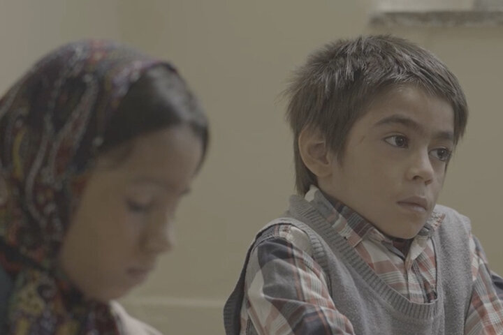 «نیمکت» یک تجربه واقعی است/ماجرای هدیه‌ای که در سطل آشغال پیدا شد