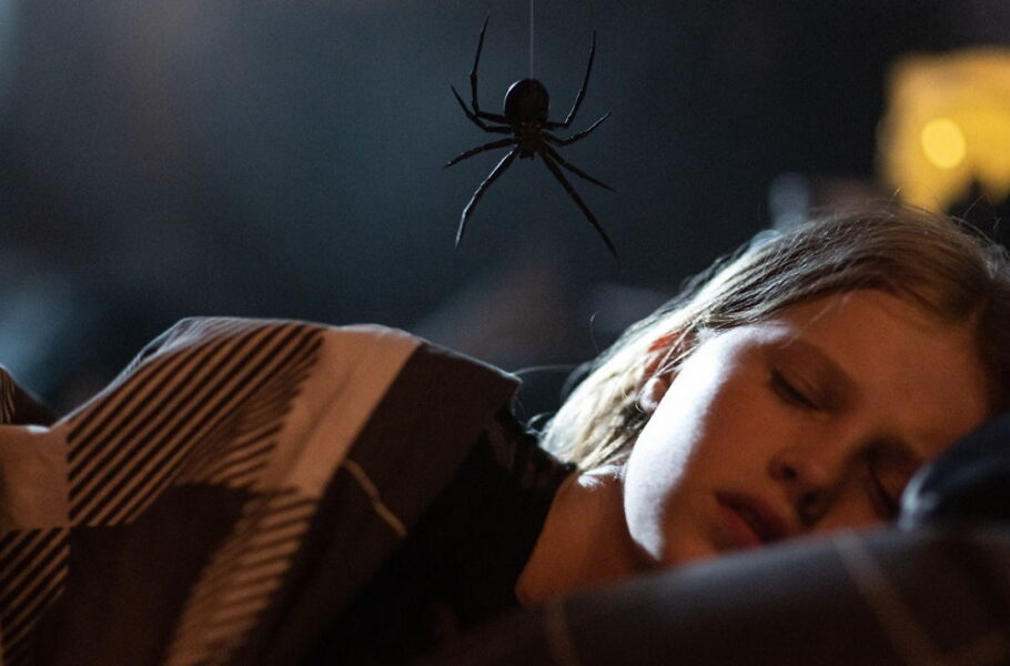 نقد فیلم Sting / آشیانه عنکبوت