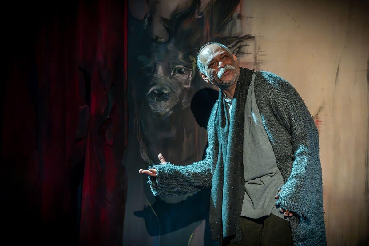 نگاهی به نمایش «جایی که گوزنها آواز می‌خوانند»/ پیوند بحرانی منودرام و نوستالژی