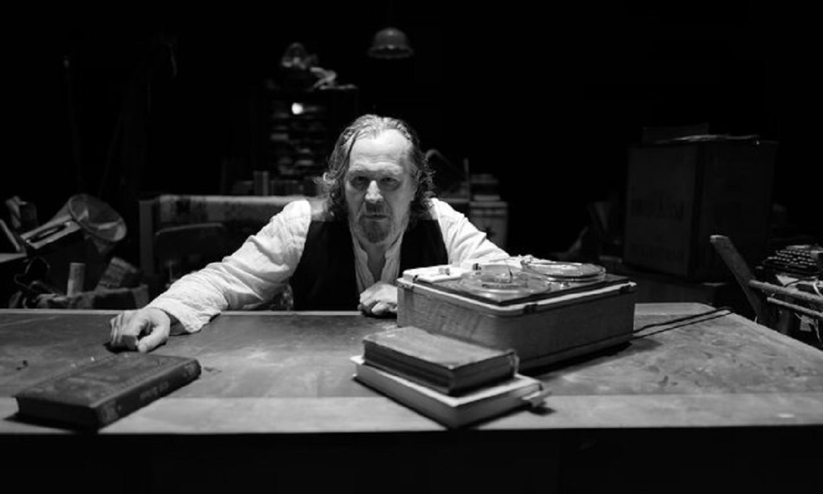 بازگشت باشکوه گری اولدمن به صحنه تئاتر