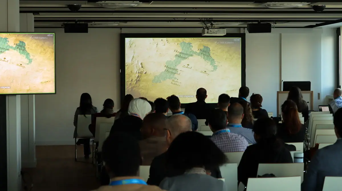 اکران فیلم مستند «من هامونم» مجمع عمومی اتحادیه علوم زمین اروپا