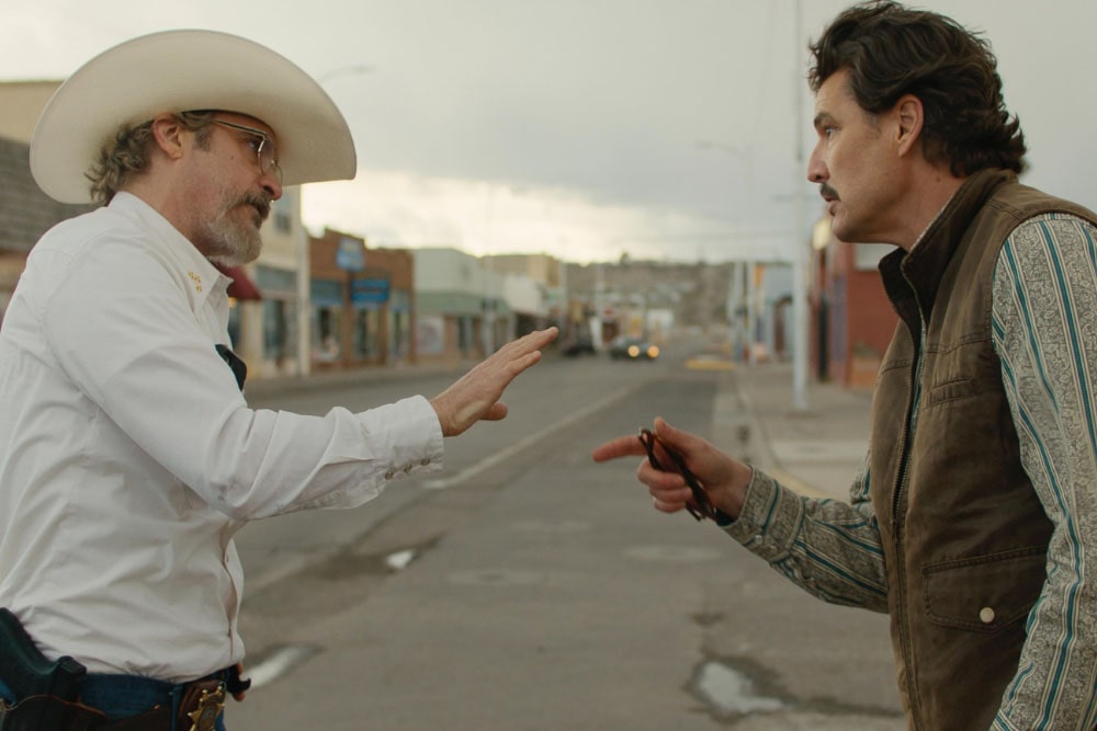 «نقد فیلم «ایدینگتون»: تریلری وسترن درباره آشفتگی و بحران هویت آمریکا در دوران کرونا»