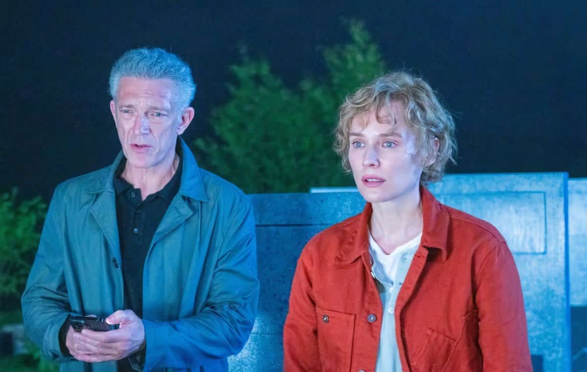 نقدها و نمرات فیلم «کفن‌ها»؛ شخصی‌ترین ساخته‌ی دیوید کراننبرگ