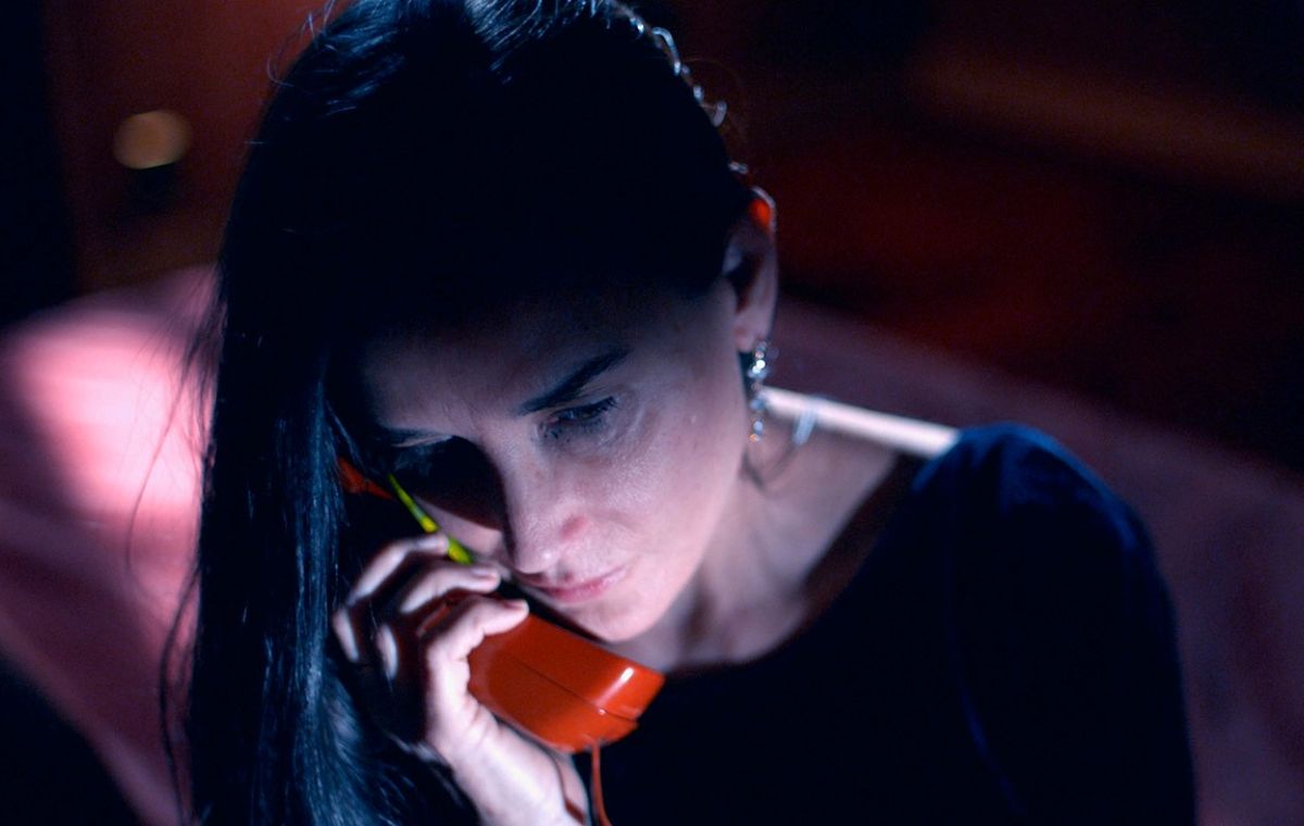 نقدها و نمرات فیلم «ماده»؛ ترکیب کراننبرگ و دی‌پالما در یک فیلم