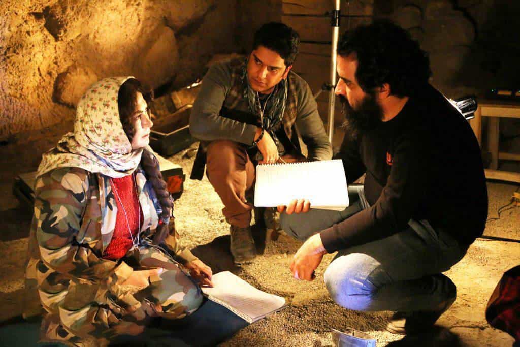 «زنانی که با گرگ‌ها دویده‌اند» ۶ سال توقیف بود/ همدلی گروه و بازیگران