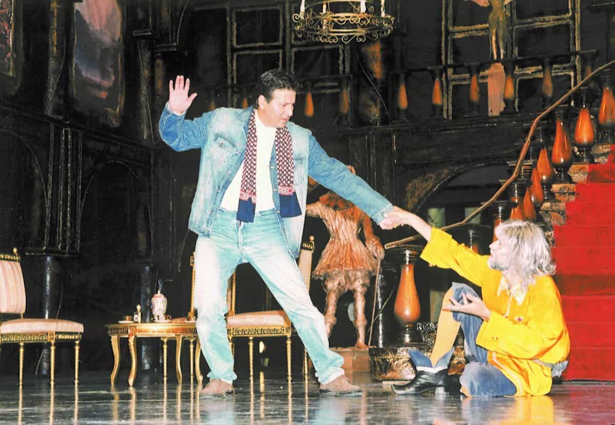 عکسهای دیدنی و حرفهای شنیدنی از ابوالفضل پورعرب ۲۱ سال پیش عکسهای دیدنی و حرفهای شنیدنی از ابوالفضل پورعرب ۲۱ سال پیش