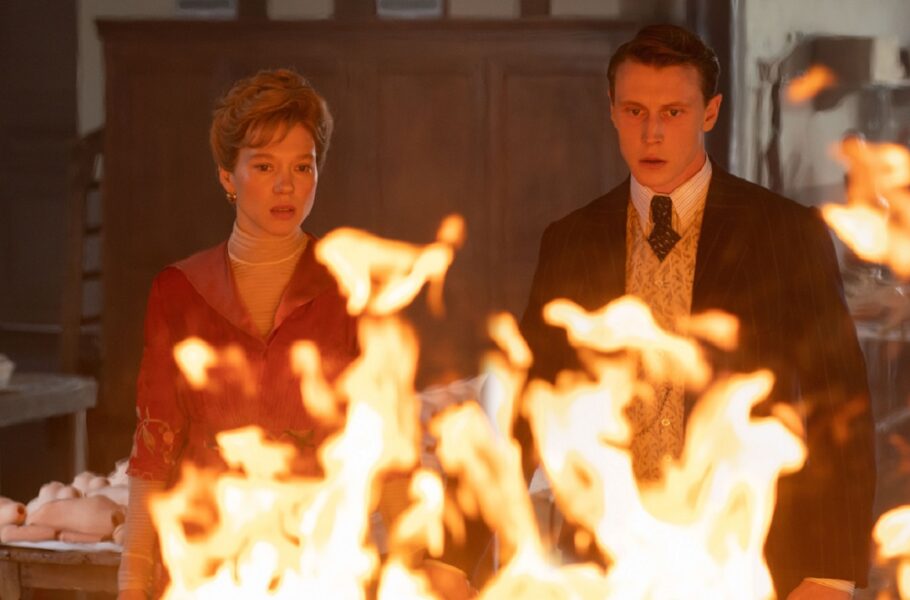 نقد فیلم The Beast – احساسات ما در زندگی‌های گذشته!