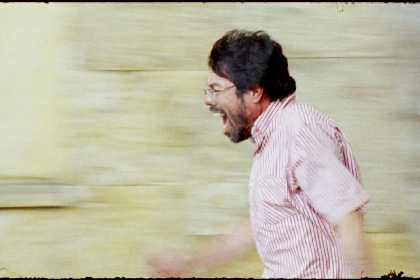 نقد فیلم «شاعر» | یک افسانه‌ی هجوآمیز درباره‌ی رؤیای زندگی هنری