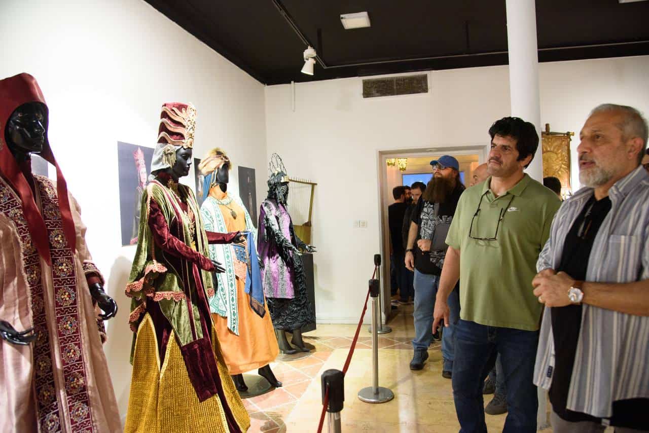 عکس- افتتاح نمایشگاه «تَن‌پوشِ پهلوان» با حضور رسول خادم