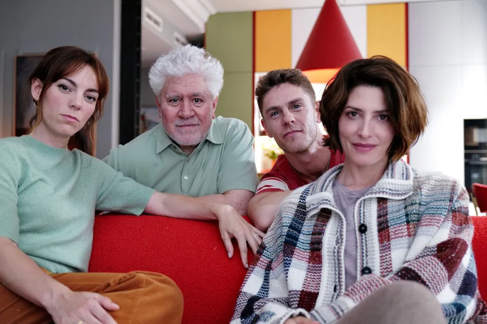 «کریسمس تلخ»؛ فیلم جدید پدرو آلمودوار با بازیگران مطرح در راه اکران ۲۰۲۶