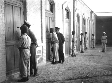 مستند «استوار ساقی» در جستجوی زندانبان طالقانی، بازرگان، روزبه و دیگران