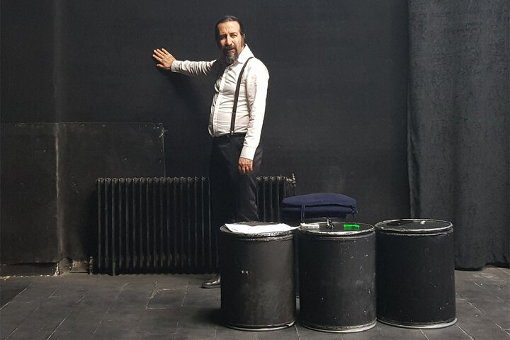 پل کفتر فروش‌ها در خانه نمایش دا